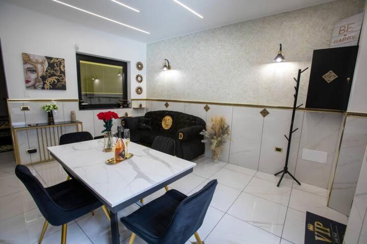 רנדצו Gd Luxury Suite מראה חיצוני תמונה